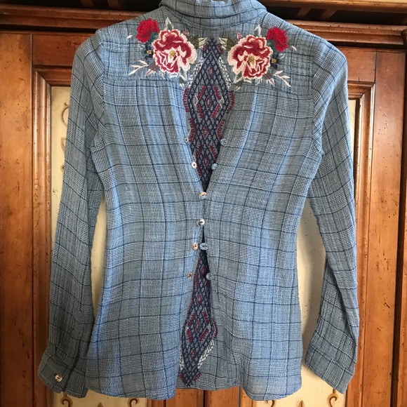 Johnny Was Mica Button Back Top - Picture 3 of 6